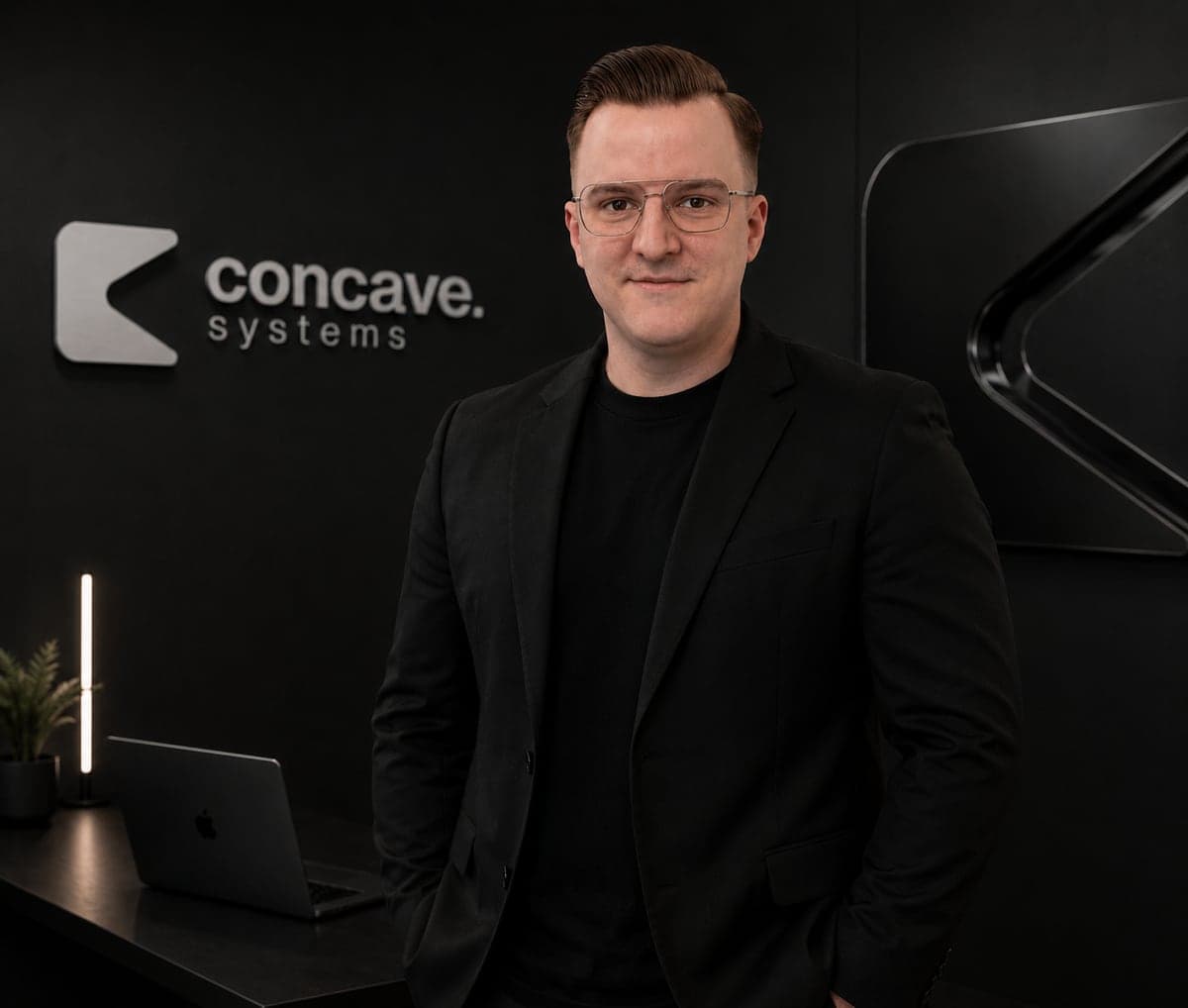Daniel Romaniuk von concave.systems
